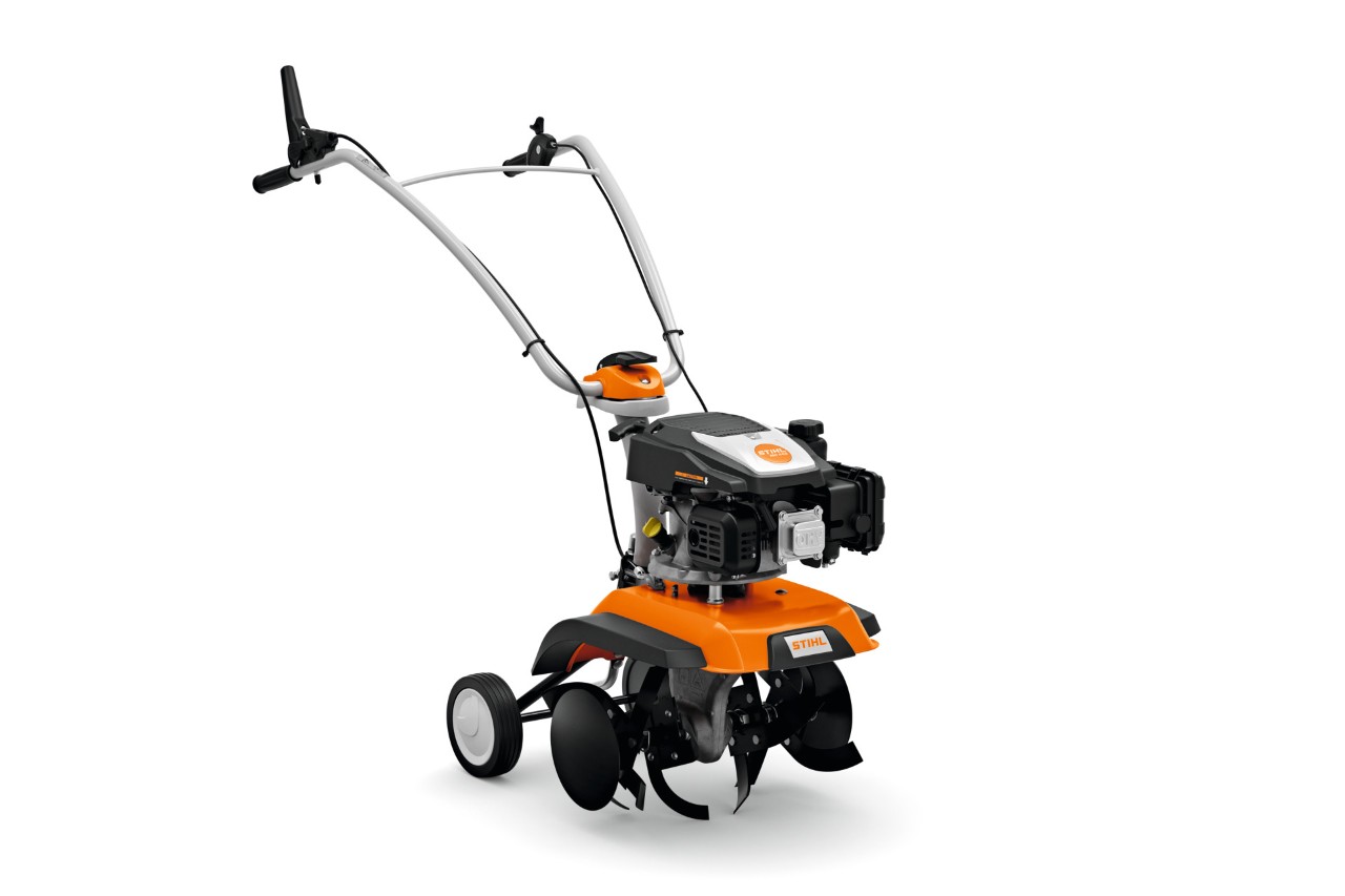 Motoazada STIHL MH 685 sobre fondo blanco